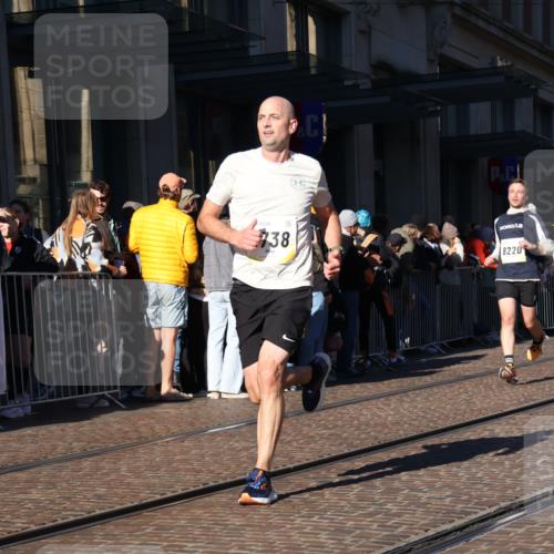 06.10.2024 - 19. swb-Marathon Bremen Strokosch-Dieckow http://msf.ph/oto/7373698 06.10.2024 10:40:29 Laufen 7196, 7738, 7743, 7964, 8095, 8120, 8180, 8220, 8329, 8331, 8383, 8390, 8544, 8642, 8726, 8831, 9019, 9052 meine-sportfotos.de