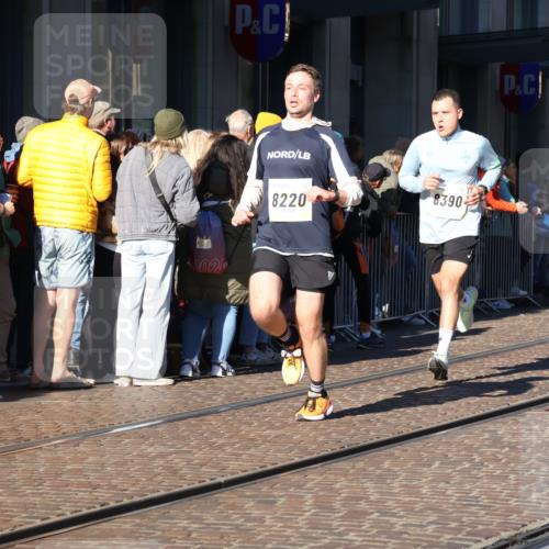 06.10.2024 - 19. swb-Marathon Bremen Strokosch-Dieckow http://msf.ph/oto/7373751 06.10.2024 10:40:30 Laufen 7196, 7738, 7743, 7964, 8095, 8120, 8180, 8220, 8329, 8331, 8383, 8390, 8544, 8642, 8831, 9019, 9052 meine-sportfotos.de
