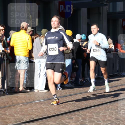 06.10.2024 - 19. swb-Marathon Bremen Strokosch-Dieckow http://msf.ph/oto/7373771 06.10.2024 10:40:30 Laufen 7196, 7738, 7743, 7964, 8095, 8120, 8180, 8220, 8329, 8331, 8383, 8390, 8544, 8642, 8831, 9019, 9052 meine-sportfotos.de