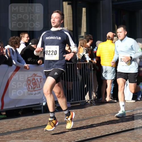 06.10.2024 - 19. swb-Marathon Bremen Strokosch-Dieckow http://msf.ph/oto/7373838 06.10.2024 10:40:31 Laufen 7196, 7738, 7743, 7964, 8095, 8120, 8180, 8220, 8329, 8331, 8383, 8390, 8544, 8642, 8656, 8831, 9019, 9052 meine-sportfotos.de