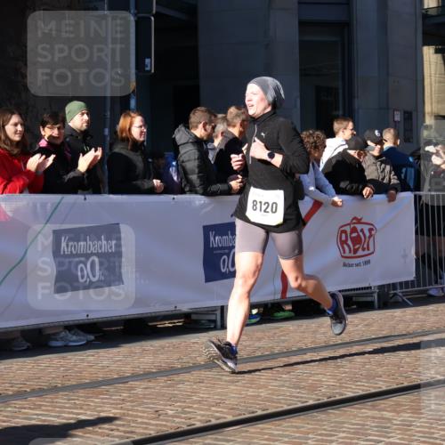 06.10.2024 - 19. swb-Marathon Bremen Strokosch-Dieckow http://msf.ph/oto/7374154 06.10.2024 10:40:37 Laufen 7196, 7743, 7964, 8095, 8120, 8180, 8329, 8331, 8383, 8544, 8571, 8642, 8656, 8831, 9019, 9052 meine-sportfotos.de