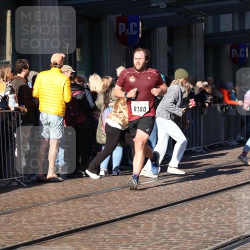 06.10.2024 - 19. swb-Marathon Bremen Strokosch-Dieckow http://msf.ph/oto/7374179 06.10.2024 10:40:38 Laufen 7196, 7743, 7964, 8095, 8120, 8180, 8329, 8331, 8383, 8544, 8571, 8642, 8656, 8831, 9019, 9052 meine-sportfotos.de