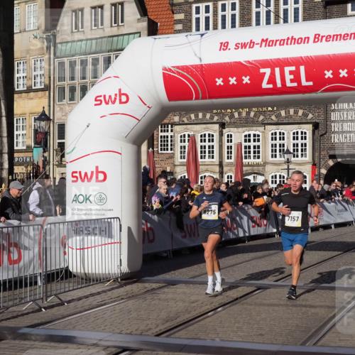 06.10.2024 - 19. swb-Marathon Bremen Luisa Fischer http://msf.ph/oto/7374407 06.10.2024 10:39:28 Ziel 7157, 8275, 8466, 9033 meine-sportfotos.de