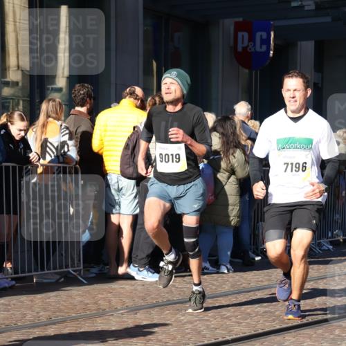 06.10.2024 - 19. swb-Marathon Bremen Strokosch-Dieckow http://msf.ph/oto/7374632 06.10.2024 10:40:57 Laufen 7196, 7743, 7964, 8095, 8329, 8331, 8517, 8571, 8656, 8831, 9019 meine-sportfotos.de