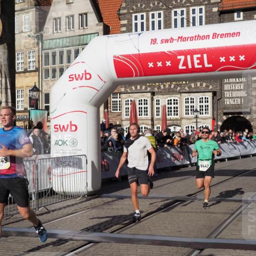 06.10.2024 - 19. swb-Marathon Bremen Luisa Fischer http://msf.ph/oto/7374831 06.10.2024 10:40:19 Ziel 7649, 8447, 8974 meine-sportfotos.de