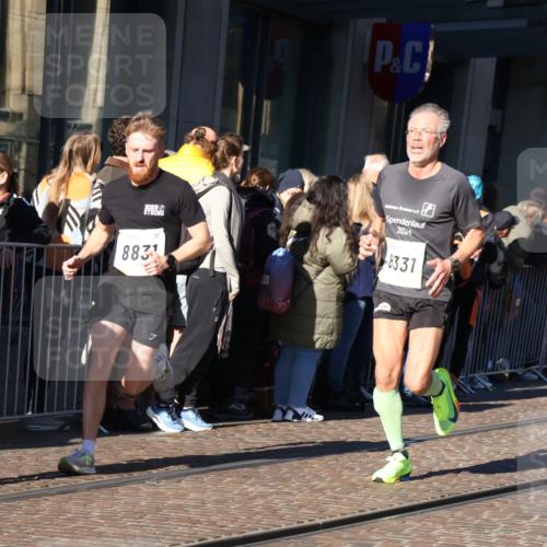 06.10.2024 - 19. swb-Marathon Bremen Strokosch-Dieckow http://msf.ph/oto/7374882 06.10.2024 10:41:02 Laufen 7964, 8095, 8331, 8444, 8517, 8571, 8656, 8831 meine-sportfotos.de