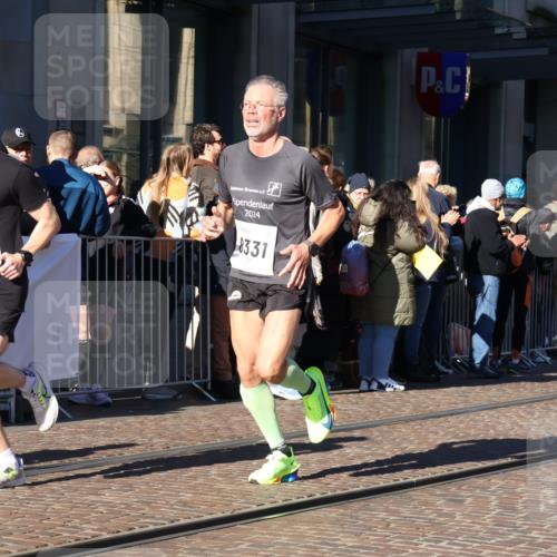 06.10.2024 - 19. swb-Marathon Bremen Strokosch-Dieckow http://msf.ph/oto/7374932 06.10.2024 10:41:03 Laufen 7964, 8095, 8331, 8444, 8517, 8571, 8656, 8831 meine-sportfotos.de