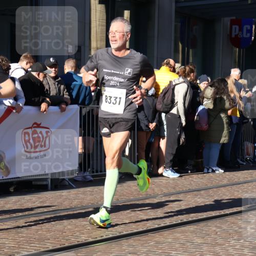 06.10.2024 - 19. swb-Marathon Bremen Strokosch-Dieckow http://msf.ph/oto/7374956 06.10.2024 10:41:03 Laufen 7964, 8095, 8331, 8444, 8517, 8571, 8656, 8831 meine-sportfotos.de