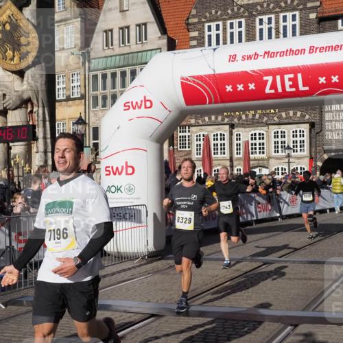 06.10.2024 - 19. swb-Marathon Bremen Luisa Fischer http://msf.ph/oto/7375122 06.10.2024 10:41:10 Ziel 7196, 7743, 7964, 8095, 8329, 8331, 8642, 8831, 9019 meine-sportfotos.de