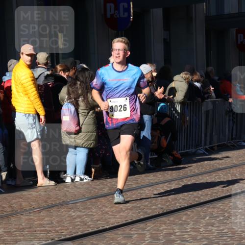 06.10.2024 - 19. swb-Marathon Bremen Strokosch-Dieckow http://msf.ph/oto/7375616 06.10.2024 10:41:48 Laufen 7033, 7081, 7363, 7496, 7523, 7579, 7605, 8000, 8060, 8209, 8226, 8441, 8654, 8785, 8796, 8813, 8992, 9026, 9064, 9082, 9124 meine-sportfotos.de