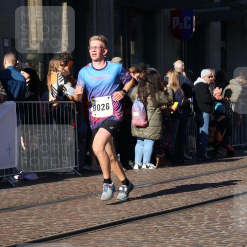 06.10.2024 - 19. swb-Marathon Bremen Strokosch-Dieckow http://msf.ph/oto/7375643 06.10.2024 10:41:49 Laufen 7033, 7081, 7363, 7496, 7523, 7579, 7605, 8000, 8060, 8209, 8226, 8441, 8654, 8785, 8796, 8813, 8992, 9026, 9064, 9082, 9124 meine-sportfotos.de