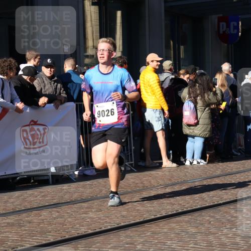 06.10.2024 - 19. swb-Marathon Bremen Strokosch-Dieckow http://msf.ph/oto/7375654 06.10.2024 10:41:49 Laufen 7033, 7081, 7363, 7496, 7523, 7579, 7605, 8000, 8060, 8209, 8226, 8441, 8654, 8785, 8796, 8813, 8992, 9026, 9064, 9082, 9124 meine-sportfotos.de