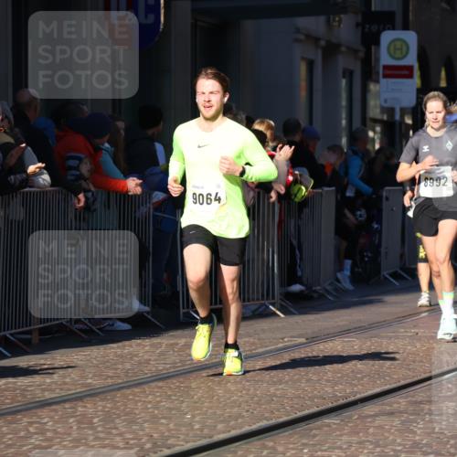 06.10.2024 - 19. swb-Marathon Bremen Strokosch-Dieckow http://msf.ph/oto/7375778 06.10.2024 10:41:53 Laufen 7033, 7081, 7363, 7496, 7523, 7536, 7579, 7605, 8000, 8060, 8209, 8226, 8441, 8654, 8785, 8796, 8813, 8992, 9064, 9082, 9124 meine-sportfotos.de