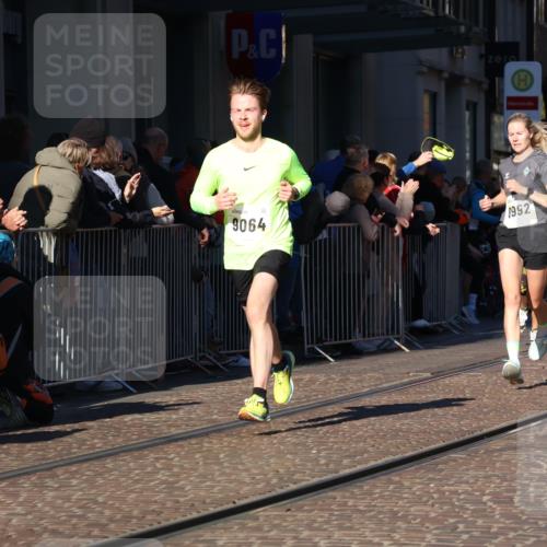 06.10.2024 - 19. swb-Marathon Bremen Strokosch-Dieckow http://msf.ph/oto/7375796 06.10.2024 10:41:53 Laufen 7033, 7081, 7363, 7496, 7523, 7536, 7579, 7605, 8000, 8060, 8209, 8226, 8441, 8654, 8785, 8796, 8813, 8992, 9064, 9082, 9124 meine-sportfotos.de