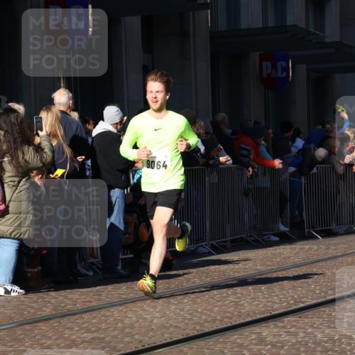 06.10.2024 - 19. swb-Marathon Bremen Strokosch-Dieckow http://msf.ph/oto/7375849 06.10.2024 10:41:54 Laufen 7033, 7081, 7363, 7496, 7523, 7536, 7579, 7605, 8000, 8060, 8209, 8226, 8441, 8654, 8749, 8785, 8796, 8813, 8992, 9064, 9082, 9124 meine-sportfotos.de