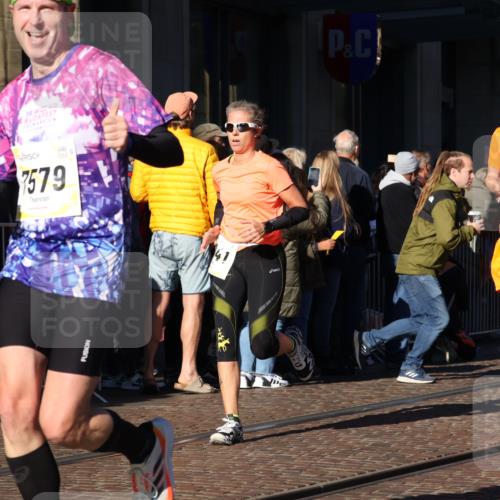 06.10.2024 - 19. swb-Marathon Bremen Strokosch-Dieckow http://msf.ph/oto/7376108 06.10.2024 10:41:59 Laufen 7081, 7363, 7496, 7523, 7536, 7579, 7584, 7605, 8000, 8060, 8209, 8226, 8311, 8441, 8654, 8749, 8785, 8796, 8813, 8992, 9082, 9124 meine-sportfotos.de