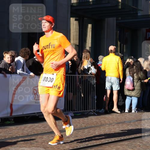 06.10.2024 - 19. swb-Marathon Bremen Strokosch-Dieckow http://msf.ph/oto/7376205 06.10.2024 10:42:01 Laufen 7081, 7128, 7363, 7496, 7523, 7536, 7579, 7584, 7605, 8000, 8060, 8209, 8226, 8311, 8441, 8654, 8749, 8785, 8796, 8813, 9082, 9124 meine-sportfotos.de