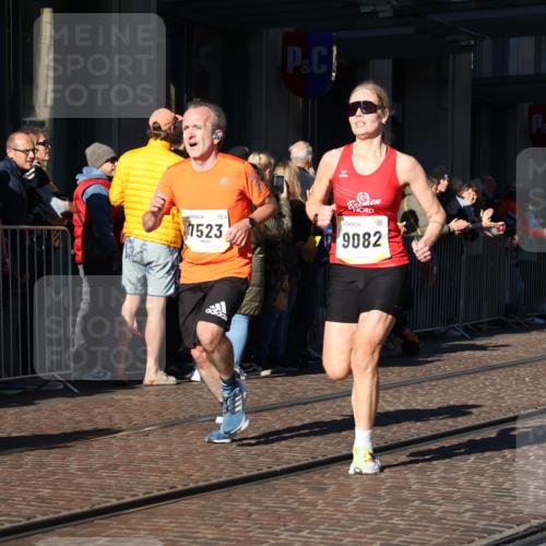 06.10.2024 - 19. swb-Marathon Bremen Strokosch-Dieckow http://msf.ph/oto/7376310 06.10.2024 10:42:05 Laufen 7081, 7128, 7363, 7496, 7523, 7536, 7584, 7605, 7906, 8000, 8060, 8209, 8226, 8311, 8481, 8654, 8749, 8785, 8796, 8813, 9082, 9124 meine-sportfotos.de