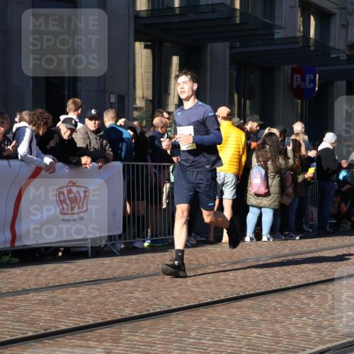 06.10.2024 - 19. swb-Marathon Bremen Strokosch-Dieckow http://msf.ph/oto/7376465 06.10.2024 10:42:08 Laufen 7128, 7259, 7363, 7496, 7523, 7536, 7584, 7605, 7906, 8060, 8209, 8226, 8311, 8481, 8654, 8749, 8785, 8796, 8813, 9124 meine-sportfotos.de