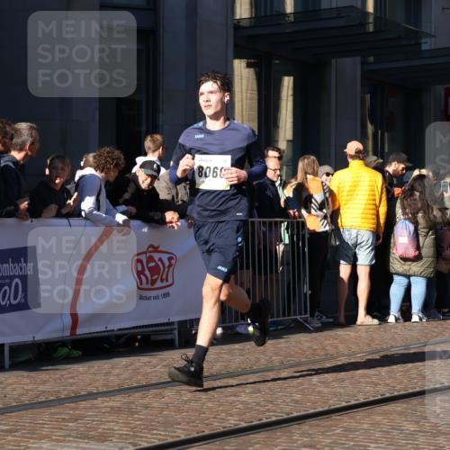 06.10.2024 - 19. swb-Marathon Bremen Strokosch-Dieckow http://msf.ph/oto/7376480 06.10.2024 10:42:08 Laufen 7128, 7259, 7363, 7496, 7523, 7536, 7584, 7605, 7906, 8060, 8209, 8226, 8311, 8481, 8654, 8749, 8785, 8796, 8813, 9124 meine-sportfotos.de