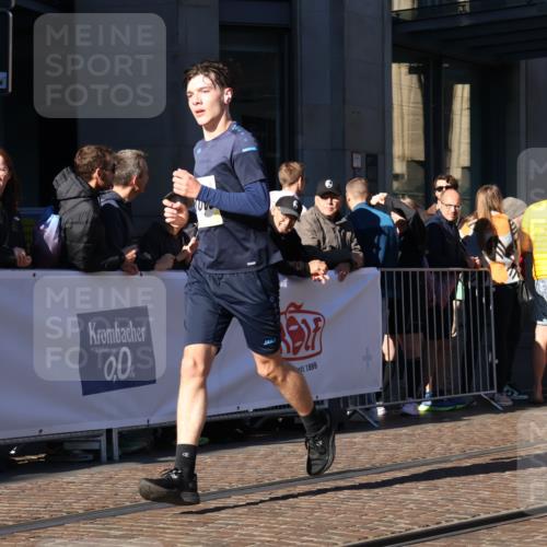 06.10.2024 - 19. swb-Marathon Bremen Strokosch-Dieckow http://msf.ph/oto/7376494 06.10.2024 10:42:09 Laufen 7128, 7259, 7363, 7496, 7523, 7536, 7584, 7906, 8060, 8209, 8226, 8311, 8481, 8654, 8749, 8785, 8796, 8813, 9124 meine-sportfotos.de