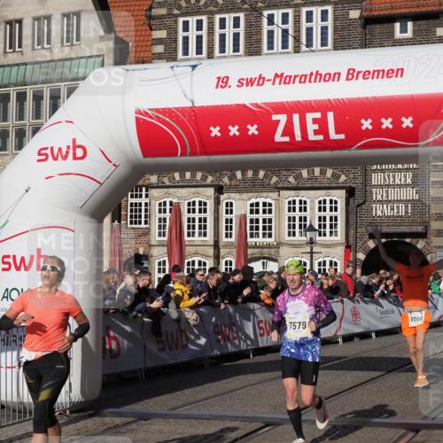 06.10.2024 - 19. swb-Marathon Bremen Luisa Fischer http://msf.ph/oto/7376529 06.10.2024 10:42:14 Ziel 7081, 7523, 7579, 7605, 8000, 8441, 8992, 9064, 9082 meine-sportfotos.de