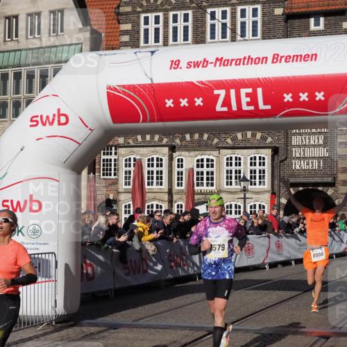 06.10.2024 - 19. swb-Marathon Bremen Luisa Fischer http://msf.ph/oto/7376544 06.10.2024 10:42:14 Ziel 7081, 7523, 7579, 7605, 8000, 8441, 8992, 9064, 9082 meine-sportfotos.de