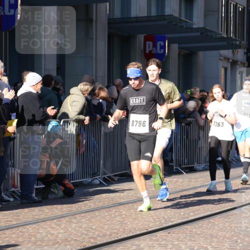 06.10.2024 - 19. swb-Marathon Bremen Strokosch-Dieckow http://msf.ph/oto/7376586 06.10.2024 10:42:11 Laufen 7128, 7197, 7259, 7363, 7496, 7536, 7584, 7906, 8060, 8209, 8226, 8311, 8481, 8654, 8749, 8785, 8796, 8813, 9124 meine-sportfotos.de