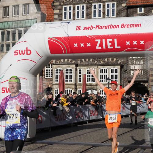 06.10.2024 - 19. swb-Marathon Bremen Luisa Fischer http://msf.ph/oto/7376614 06.10.2024 10:42:15 Ziel 7081, 7523, 7579, 7605, 8000, 8441, 8992, 9082 meine-sportfotos.de