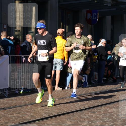 06.10.2024 - 19. swb-Marathon Bremen Strokosch-Dieckow http://msf.ph/oto/7376624 06.10.2024 10:42:13 Laufen 7128, 7197, 7259, 7363, 7496, 7536, 7584, 7906, 8060, 8209, 8226, 8311, 8481, 8654, 8749, 8785, 8796, 8813, 9124 meine-sportfotos.de