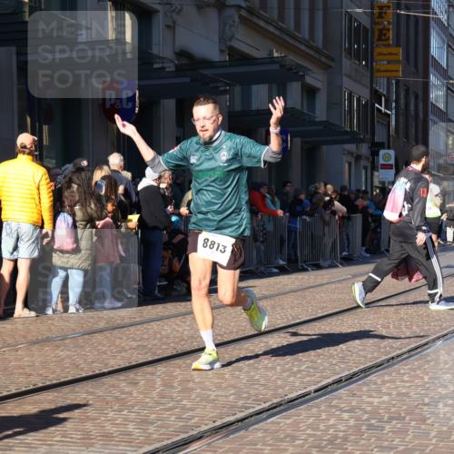 06.10.2024 - 19. swb-Marathon Bremen Strokosch-Dieckow http://msf.ph/oto/7376935 06.10.2024 10:42:22 Laufen 7128, 7197, 7259, 7536, 7584, 7906, 8209, 8226, 8228, 8311, 8313, 8481, 8749, 8813, 8905, 9124 meine-sportfotos.de