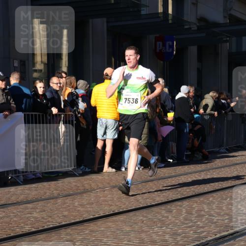 06.10.2024 - 19. swb-Marathon Bremen Strokosch-Dieckow http://msf.ph/oto/7377076 06.10.2024 10:42:27 Laufen 7128, 7197, 7259, 7283, 7536, 7584, 7650, 7771, 7906, 8228, 8311, 8313, 8481, 8749, 8905 meine-sportfotos.de
