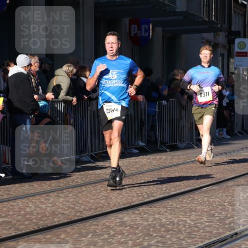 06.10.2024 - 19. swb-Marathon Bremen Strokosch-Dieckow http://msf.ph/oto/7377124 06.10.2024 10:42:29 Laufen 7128, 7197, 7259, 7283, 7536, 7571, 7584, 7650, 7756, 7771, 7906, 8228, 8311, 8313, 8481, 8749, 8905 meine-sportfotos.de