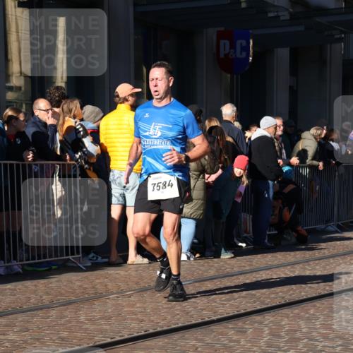 06.10.2024 - 19. swb-Marathon Bremen Strokosch-Dieckow http://msf.ph/oto/7377210 06.10.2024 10:42:30 Laufen 7128, 7197, 7259, 7283, 7536, 7571, 7584, 7650, 7756, 7771, 7826, 7906, 8228, 8311, 8313, 8481, 8749, 8905 meine-sportfotos.de