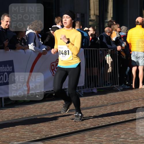 06.10.2024 - 19. swb-Marathon Bremen Strokosch-Dieckow http://msf.ph/oto/7377495 06.10.2024 10:42:38 Laufen 7128, 7141, 7197, 7259, 7283, 7571, 7650, 7756, 7771, 7826, 7906, 8228, 8313, 8481, 8555, 8905, 9061 meine-sportfotos.de