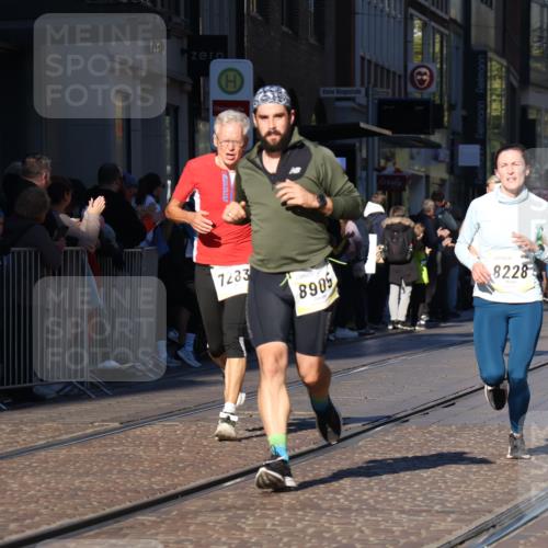 06.10.2024 - 19. swb-Marathon Bremen Strokosch-Dieckow http://msf.ph/oto/7378826 06.10.2024 10:42:53 Laufen 7141, 7283, 7571, 7650, 7756, 7759, 7771, 7826, 8228, 8313, 8478, 8555, 8671, 8806, 8905, 8962, 9061 meine-sportfotos.de