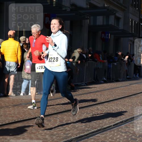 06.10.2024 - 19. swb-Marathon Bremen Strokosch-Dieckow http://msf.ph/oto/7379004 06.10.2024 10:42:57 Laufen 7141, 7283, 7571, 7650, 7756, 7759, 7771, 7826, 8228, 8454, 8478, 8555, 8671, 8680, 8806, 8905, 8962, 9061 meine-sportfotos.de