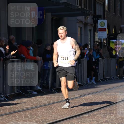 06.10.2024 - 19. swb-Marathon Bremen Strokosch-Dieckow http://msf.ph/oto/7379032 06.10.2024 10:42:59 Laufen 7141, 7283, 7571, 7650, 7756, 7759, 7771, 7826, 8228, 8412, 8454, 8478, 8555, 8671, 8680, 8806, 8905, 8962, 8970, 8975, 9061 meine-sportfotos.de