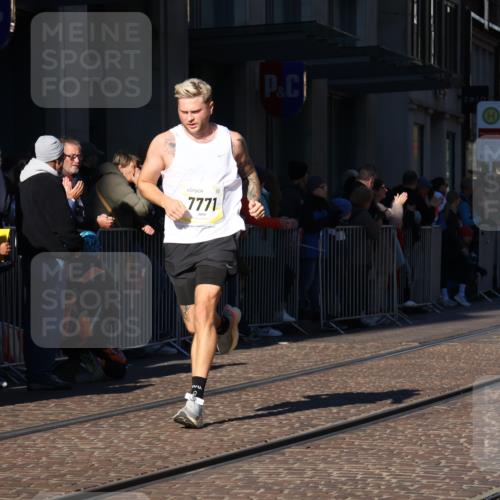 06.10.2024 - 19. swb-Marathon Bremen Strokosch-Dieckow http://msf.ph/oto/7379052 06.10.2024 10:43:00 Laufen 7141, 7283, 7571, 7650, 7756, 7759, 7771, 7826, 8228, 8412, 8454, 8478, 8555, 8671, 8680, 8806, 8905, 8962, 8970, 8975, 9061 meine-sportfotos.de