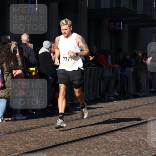 06.10.2024 - 19. swb-Marathon Bremen Strokosch-Dieckow http://msf.ph/oto/7379061 06.10.2024 10:43:00 Laufen 7141, 7283, 7571, 7650, 7756, 7759, 7771, 7826, 8228, 8412, 8454, 8478, 8555, 8671, 8680, 8806, 8905, 8962, 8970, 8975, 9061 meine-sportfotos.de