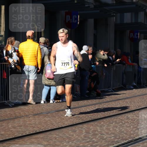 06.10.2024 - 19. swb-Marathon Bremen Strokosch-Dieckow http://msf.ph/oto/7379089 06.10.2024 10:43:00 Laufen 7141, 7283, 7571, 7650, 7756, 7759, 7771, 7826, 8228, 8412, 8454, 8478, 8555, 8671, 8680, 8806, 8905, 8962, 8970, 8975, 9061 meine-sportfotos.de