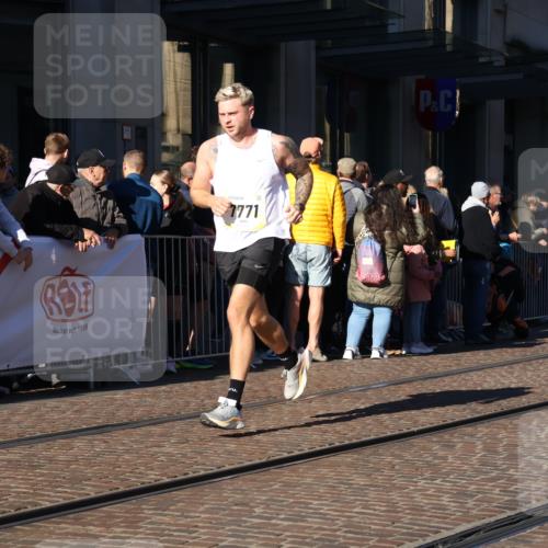 06.10.2024 - 19. swb-Marathon Bremen Strokosch-Dieckow http://msf.ph/oto/7379102 06.10.2024 10:43:01 Laufen 7141, 7283, 7571, 7650, 7756, 7759, 7771, 7826, 8228, 8310, 8412, 8454, 8478, 8555, 8671, 8680, 8806, 8905, 8962, 8970, 8975, 9061 meine-sportfotos.de