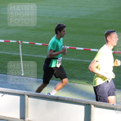 06.10.2024 - 19. swb-Marathon Bremen Yannick Fuchs http://msf.ph/oto/7383022 06.10.2024 10:24:04 Laufen im Stadion 7081, 7128, 7196, 7283, 7523, 7579, 7584, 7738, 7743, 7964, 8000, 8060, 8095, 8180, 8331, 8383, 8390, 8441, 8444, 8446, 8544, 8571, 8642, 8656, 8831, 8974, 8992, 9026, 9052, 9082 meine-sportfotos.de