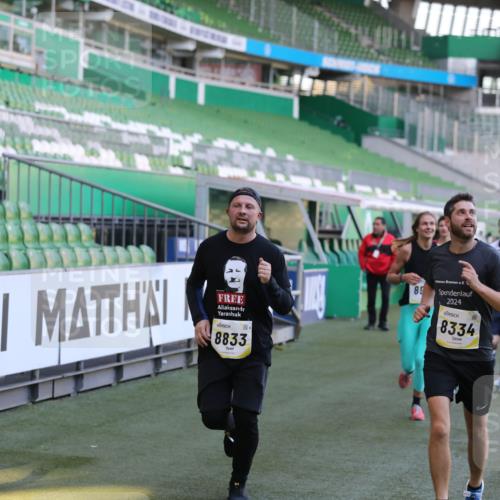 06.10.2024 - 19. swb-Marathon Bremen Yannick Fuchs http://msf.ph/oto/7448794 06.10.2024 10:28:34 Laufen im Stadion 7025, 7041, 7086, 7094, 7095, 7195, 7216, 7217, 7218, 7402, 7464, 7501, 7511, 7521, 7526, 7538, 7541, 7568, 7569, 7697, 7827, 7897, 7940, 7965, 8067, 8251, 8261, 8306, 8323, 8334, 8374, 8403, 8405, 8411, 8419, 8456, 8488, 8498, 8526, 8551, 8566, 8569, 8665, 8833, 8877, 8891, 8966, 8968, 8990, 8991, 9040, 9060 meine-sportfotos.de