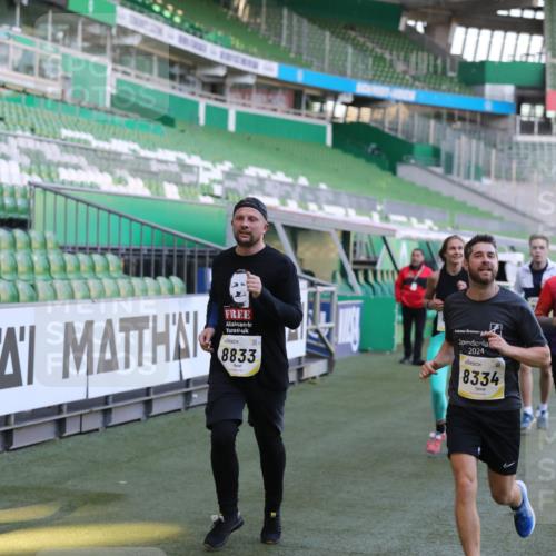 06.10.2024 - 19. swb-Marathon Bremen Yannick Fuchs http://msf.ph/oto/7448795 06.10.2024 10:28:35 Laufen im Stadion 7025, 7041, 7086, 7094, 7095, 7195, 7216, 7217, 7218, 7402, 7464, 7501, 7511, 7521, 7526, 7538, 7541, 7568, 7569, 7697, 7776, 7827, 7897, 7940, 7965, 8067, 8251, 8261, 8306, 8323, 8334, 8374, 8403, 8405, 8411, 8419, 8456, 8488, 8498, 8526, 8536, 8551, 8566, 8569, 8665, 8833, 8877, 8891, 8966, 8968, 8990, 8991, 9040, 9060 meine-sportfotos.de