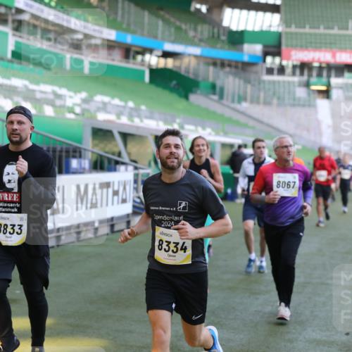 06.10.2024 - 19. swb-Marathon Bremen Yannick Fuchs http://msf.ph/oto/7448797 06.10.2024 10:28:35 Laufen im Stadion 7025, 7041, 7086, 7094, 7095, 7195, 7216, 7217, 7218, 7402, 7464, 7501, 7511, 7521, 7526, 7538, 7541, 7568, 7569, 7697, 7776, 7827, 7897, 7940, 7965, 8067, 8251, 8261, 8306, 8323, 8334, 8374, 8403, 8405, 8411, 8419, 8456, 8488, 8498, 8526, 8536, 8551, 8566, 8569, 8665, 8833, 8877, 8891, 8966, 8968, 8990, 8991, 9040, 9060 meine-sportfotos.de