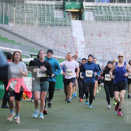 06.10.2024 - 19. swb-Marathon Bremen Yannick Fuchs http://msf.ph/oto/7449046 06.10.2024 10:30:02 Laufen im Stadion 7060, 7061, 7066, 7117, 7146, 7176, 7193, 7194, 7340, 7361, 7372, 7384, 7412, 7451, 7542, 7585, 7620, 7629, 7630, 7696, 7706, 7752, 7768, 7784, 7823, 7870, 7931, 7989, 8001, 8109, 8215, 8219, 8223, 8290, 8328, 8332, 8333, 8362, 8424, 8428, 8440, 8458, 8465, 8477, 8524, 8552, 8570, 8609, 8629, 8639, 8748, 8763, 8767, 8768, 8794, 8803, 8834, 8854, 8869, 8897, 8925, 8933, 8954, 9023 meine-sportfotos.de