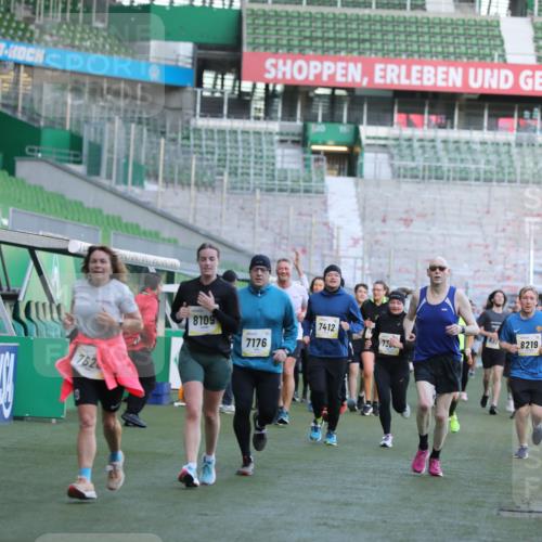 06.10.2024 - 19. swb-Marathon Bremen Yannick Fuchs http://msf.ph/oto/7449054 06.10.2024 10:30:03 Laufen im Stadion 7060, 7061, 7066, 7117, 7146, 7176, 7193, 7194, 7340, 7361, 7372, 7384, 7412, 7451, 7542, 7585, 7620, 7629, 7630, 7696, 7706, 7752, 7768, 7784, 7823, 7870, 7931, 7989, 8001, 8109, 8215, 8219, 8223, 8290, 8328, 8332, 8333, 8362, 8424, 8428, 8440, 8465, 8477, 8524, 8552, 8570, 8609, 8629, 8639, 8748, 8763, 8767, 8768, 8794, 8803, 8834, 8854, 8869, 8897, 8925, 8933, 8954, 9023 meine-sportfotos.de