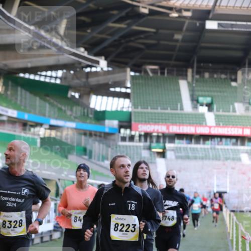 06.10.2024 - 19. swb-Marathon Bremen Yannick Fuchs http://msf.ph/oto/7449085 06.10.2024 10:30:15 Laufen im Stadion 7060, 7061, 7146, 7176, 7193, 7340, 7361, 7412, 7451, 7542, 7585, 7613, 7620, 7629, 7630, 7696, 7698, 7752, 7784, 7823, 7962, 7989, 8041, 8109, 8186, 8219, 8223, 8290, 8328, 8332, 8333, 8354, 8362, 8428, 8440, 8465, 8477, 8524, 8552, 8629, 8639, 8748, 8763, 8767, 8768, 8783, 8794, 8802, 8803, 8834, 8841, 8869, 8897, 8898, 8933, 8954, 9008, 9023, 9065, 9081 meine-sportfotos.de