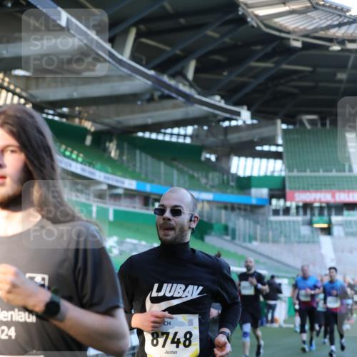 06.10.2024 - 19. swb-Marathon Bremen Yannick Fuchs http://msf.ph/oto/7449092 06.10.2024 10:30:17 Laufen im Stadion 7146, 7176, 7340, 7361, 7412, 7451, 7542, 7585, 7613, 7620, 7629, 7630, 7696, 7698, 7752, 7784, 7823, 7962, 7989, 8036, 8041, 8109, 8186, 8219, 8223, 8290, 8328, 8332, 8333, 8354, 8362, 8428, 8440, 8465, 8477, 8524, 8552, 8629, 8639, 8748, 8763, 8767, 8768, 8783, 8794, 8802, 8803, 8834, 8841, 8869, 8897, 8898, 8933, 8954, 9008, 9023, 9065, 9081 meine-sportfotos.de